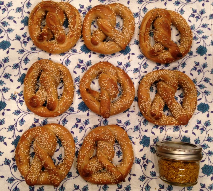 6D682807-1598-48F4-9326-572DF6DE9A10