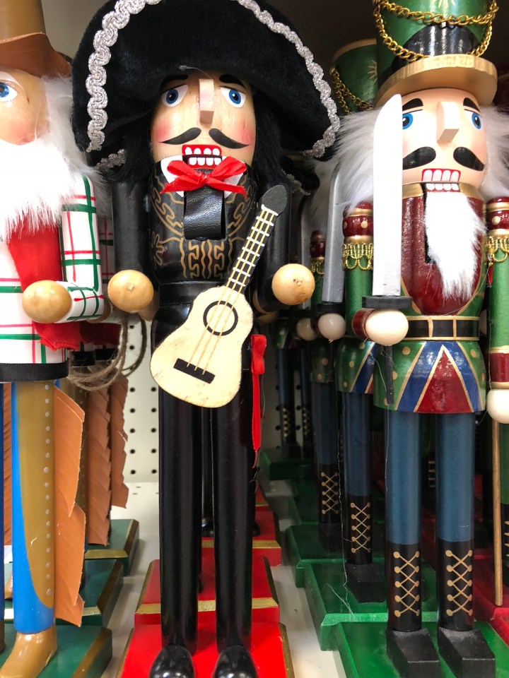 7DBE5543-87DE-4176-9747-900950782A2D