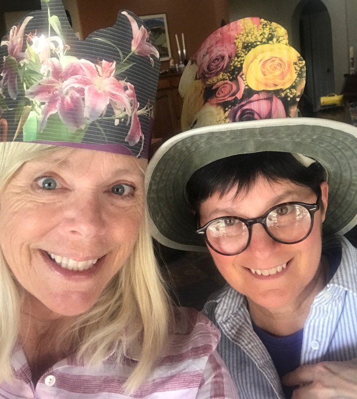 7B76145A-87F2-4AFD-BFC6-87F0A00D1BD5