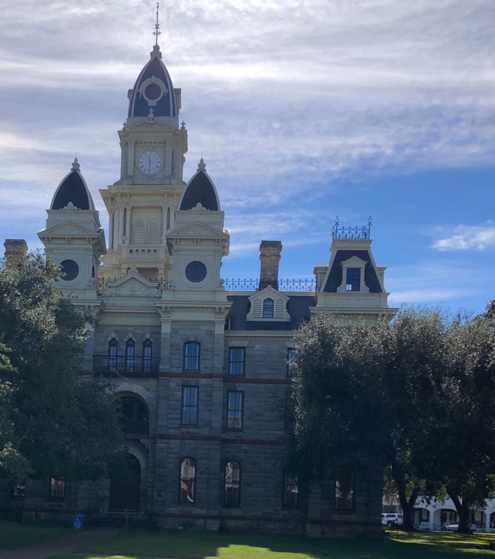 24559FCB-AB99-4263-9A46-5A037FCAA72E